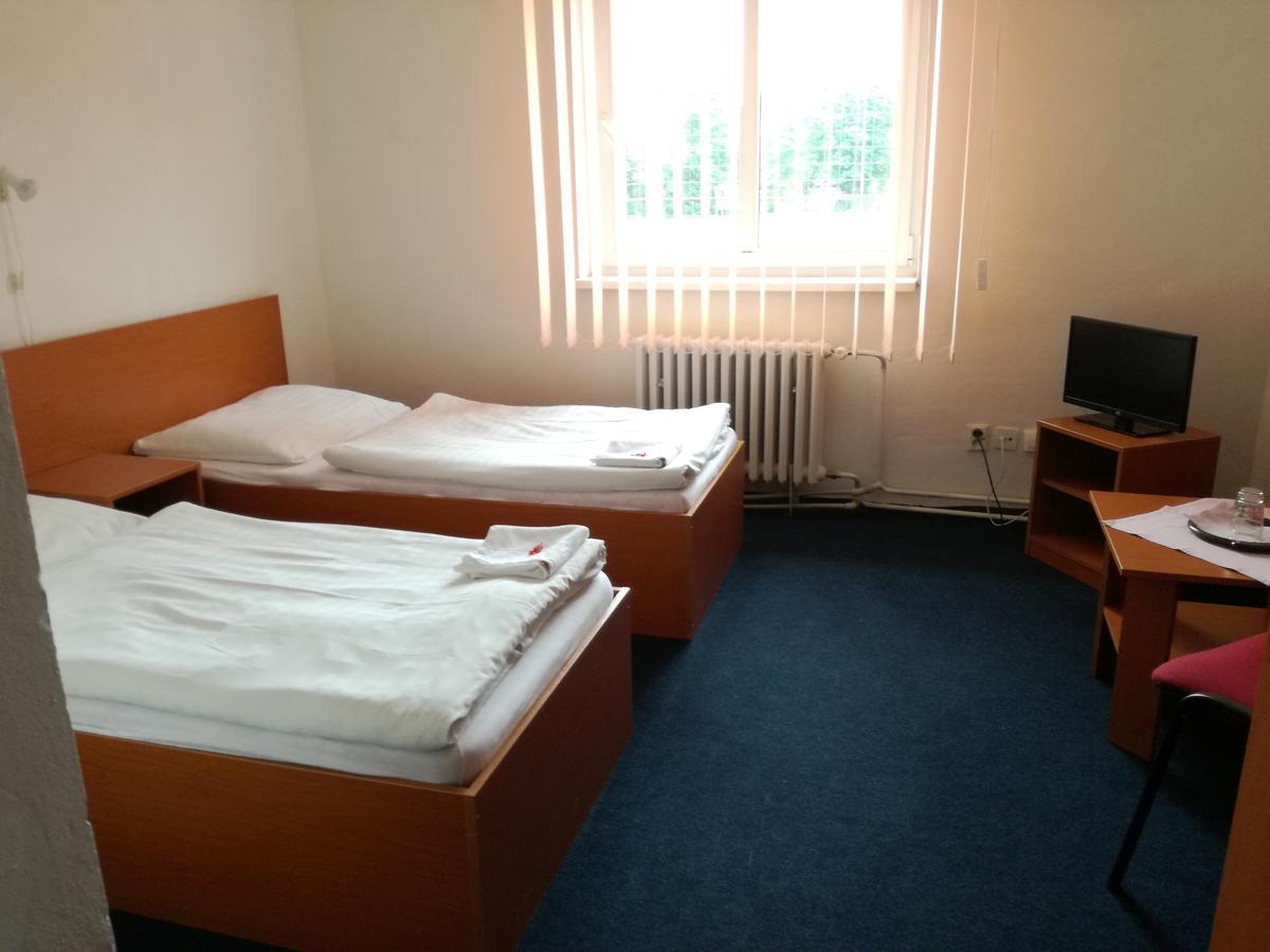 Penzion Olympia** Banská Bystrica Exteriör bild