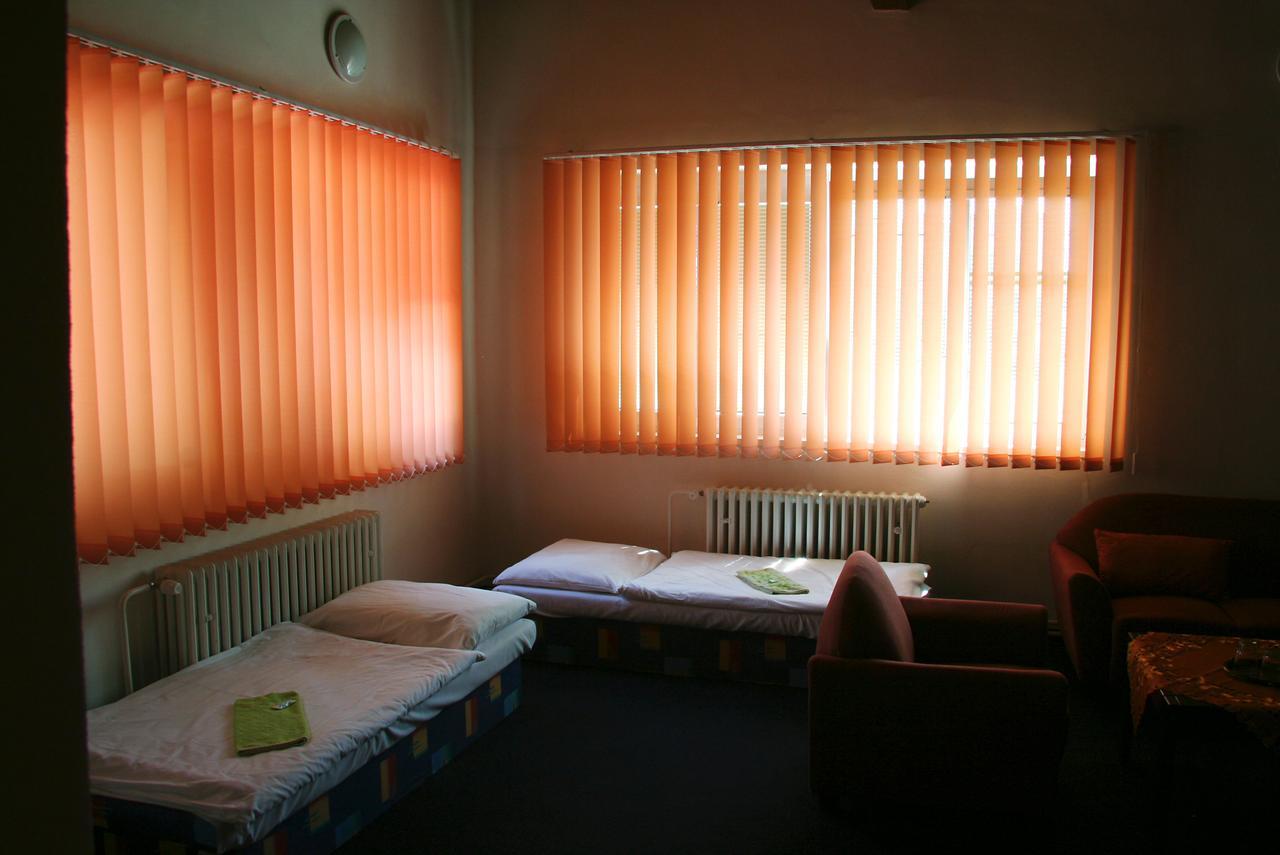 Penzion Olympia** Banská Bystrica Exteriör bild